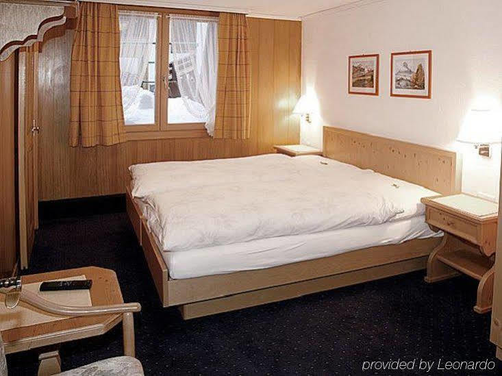 Petit Helvetia Budget Hotel Zermatt Bilik gambar