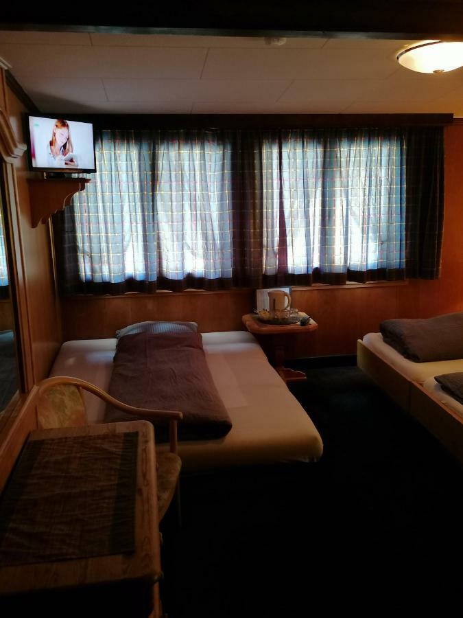 Petit Helvetia Budget Hotel Zermatt Luaran gambar