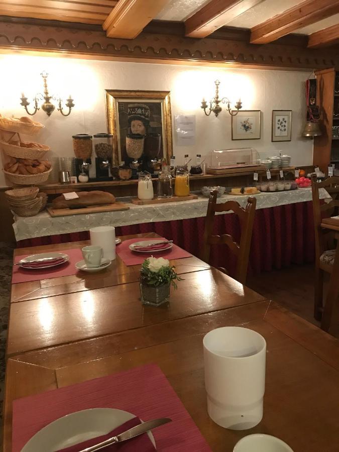 Petit Helvetia Budget Hotel Zermatt Luaran gambar