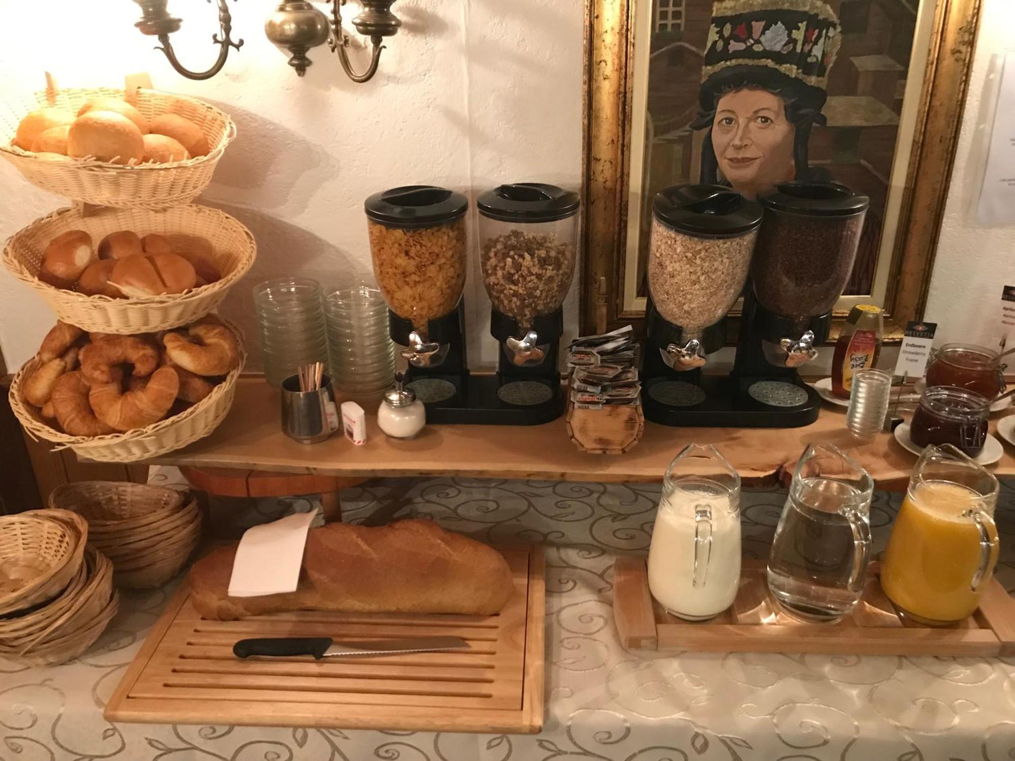 Petit Helvetia Budget Hotel Zermatt Luaran gambar